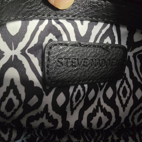 Steve Madden Crossbody Bag Faux Leather Fringe Tassels Black 10" x 9" x 3" - Picture 6 of 13